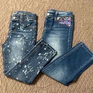 Bundle of 2 Jeans.